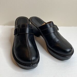 Born Leather "O" Ring Black Mule Clogs Size 10